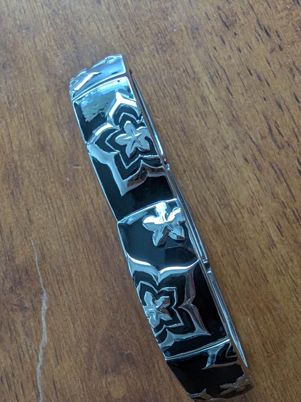 Silver-Tone Floral Enamel Stretch Bangle Bracelet - Black Accents